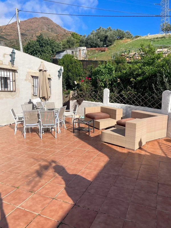 1-7980e48d732b6fc85c14b43b94d2aa54