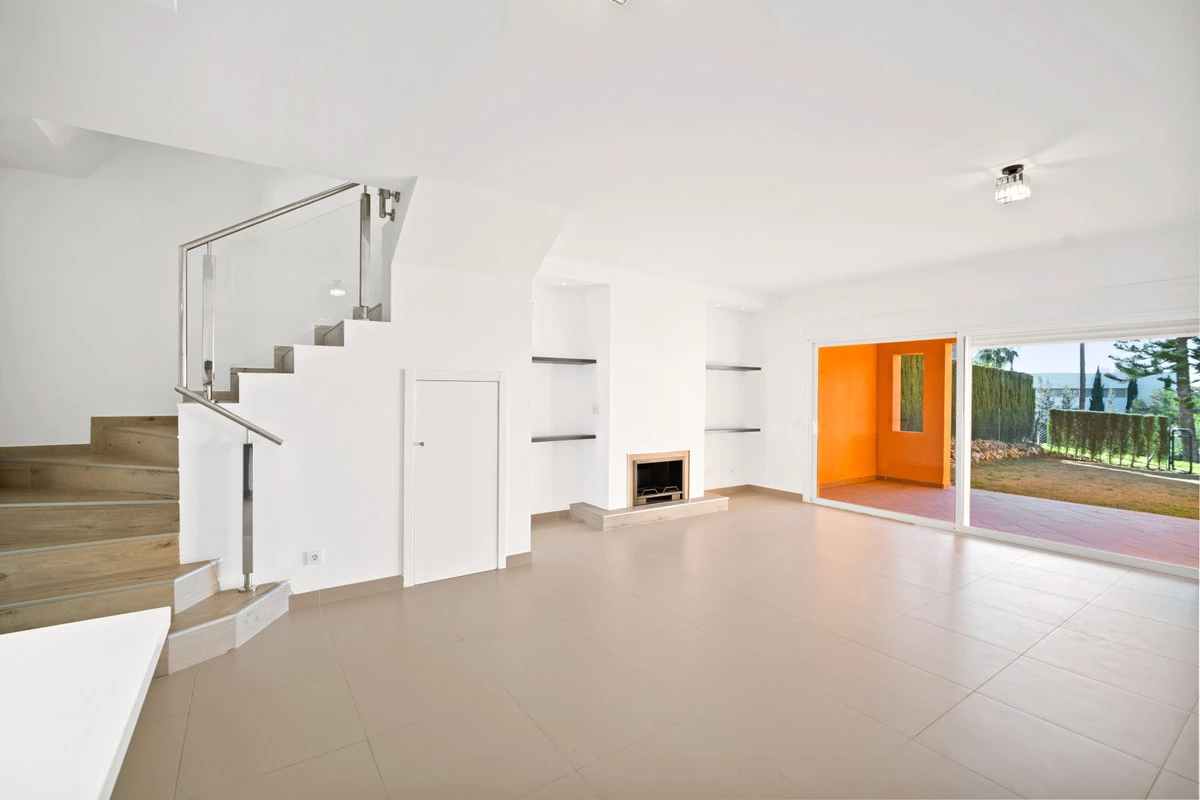 3-e898b2bb2a2fdfd06d2c39894dce8316