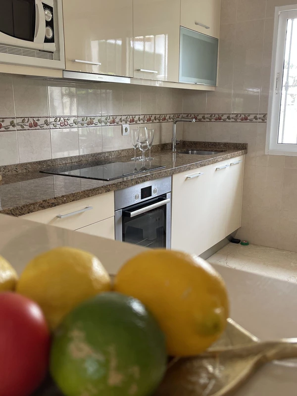 8-e64a9055bba3e77ac8aca3b893cdf826