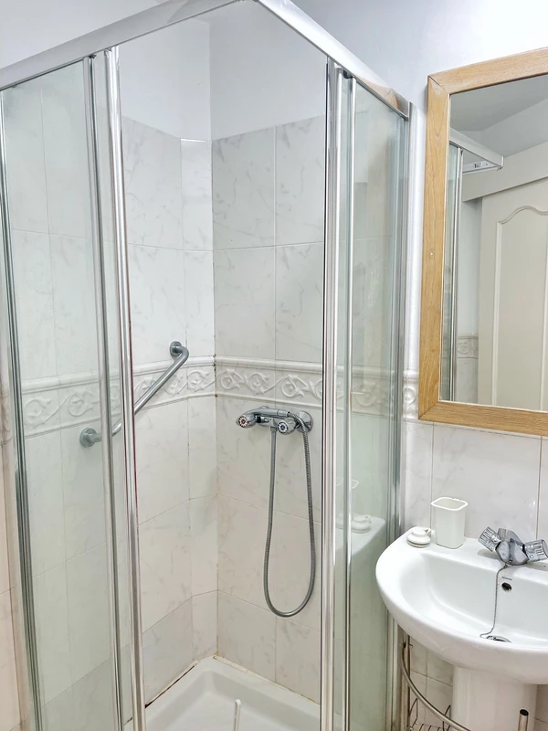 7-aa4cc561180b369757c0bb4af9886cd3