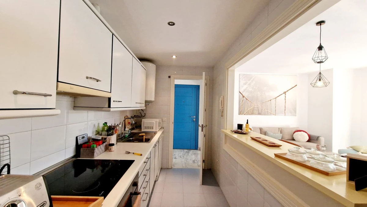 8-e64a9055bba3e77ac8aca3b893cdf826