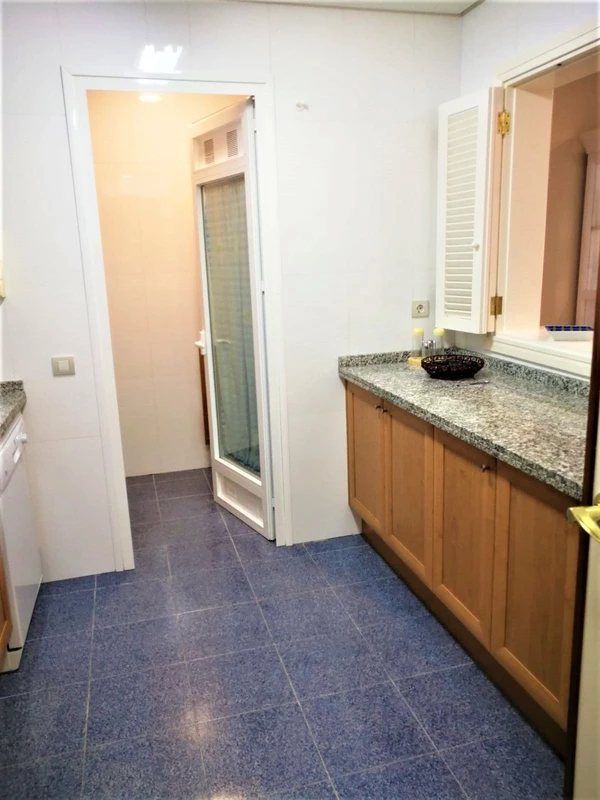 7-aa4cc561180b369757c0bb4af9886cd3