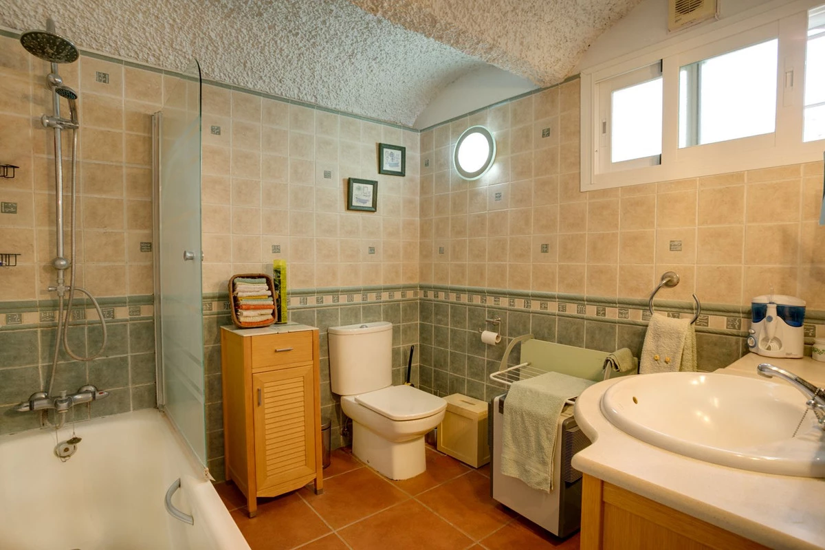 7-aa4cc561180b369757c0bb4af9886cd3