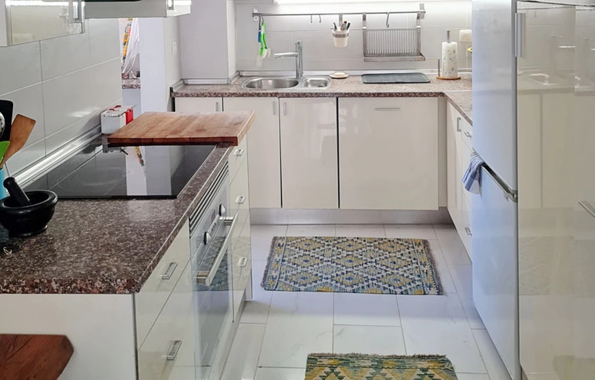 9-467d0cee5b725f3ef65f102a0c2e69c0