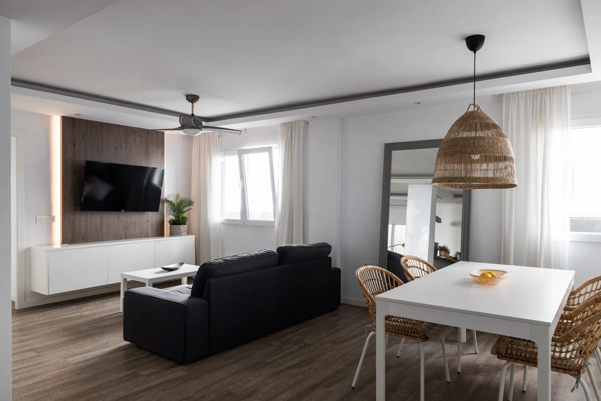 7-aa4cc561180b369757c0bb4af9886cd3