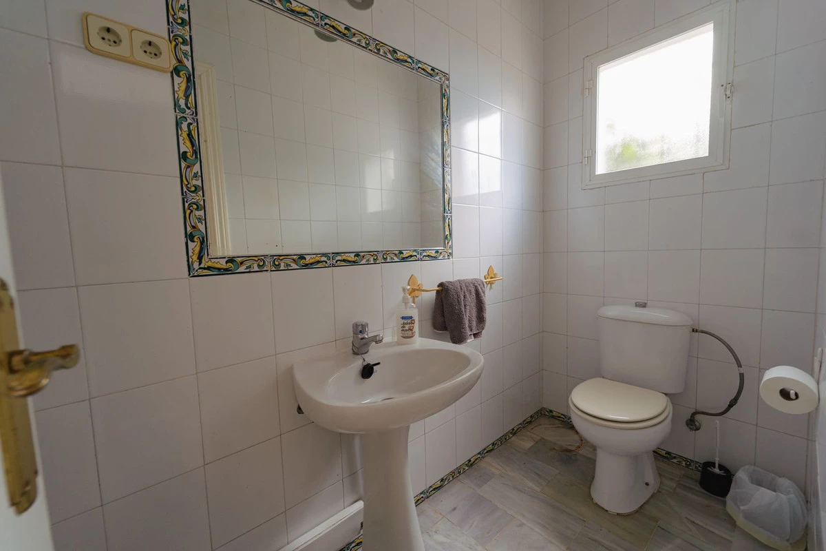 7-aa4cc561180b369757c0bb4af9886cd3