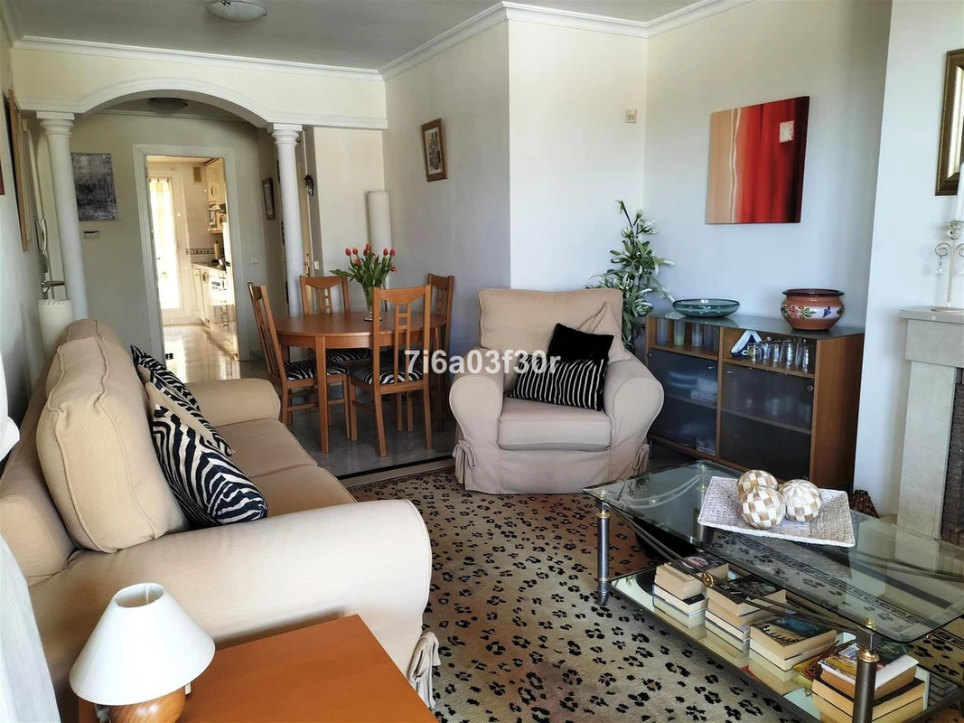 8-e64a9055bba3e77ac8aca3b893cdf826