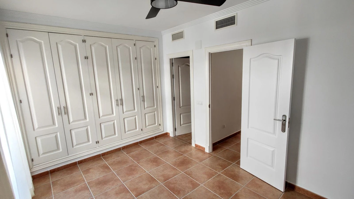 8-e64a9055bba3e77ac8aca3b893cdf826