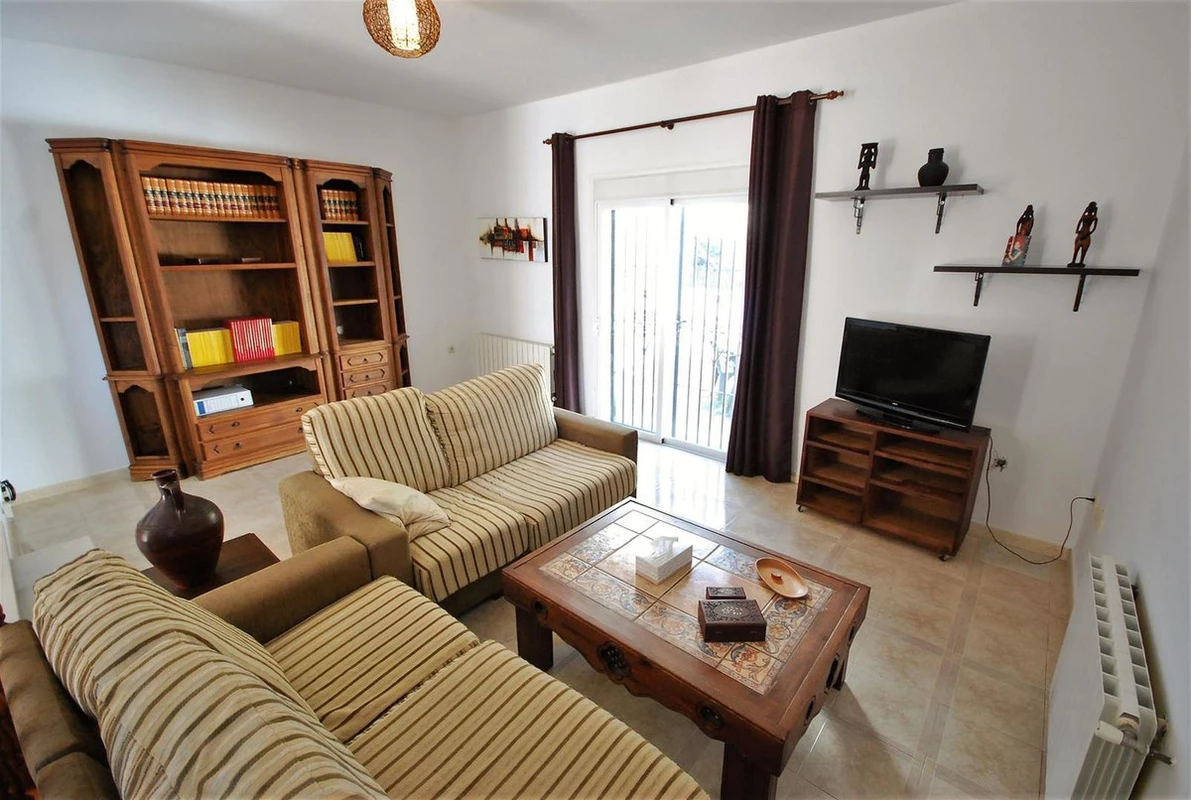 8-e64a9055bba3e77ac8aca3b893cdf826