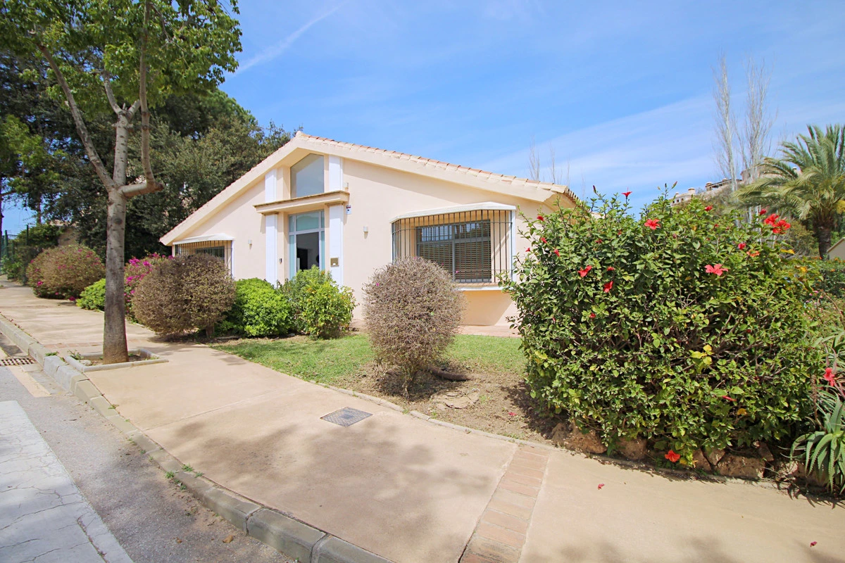 3-e898b2bb2a2fdfd06d2c39894dce8316