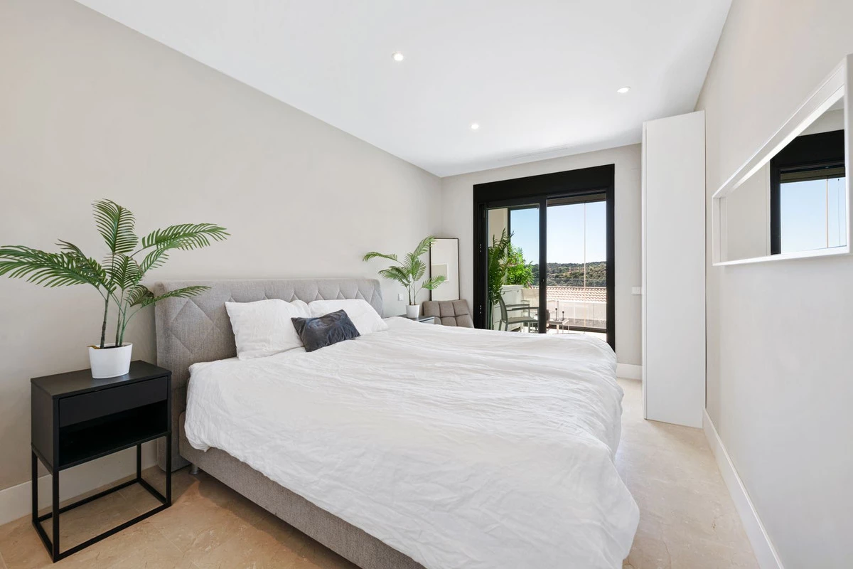 9-467d0cee5b725f3ef65f102a0c2e69c0