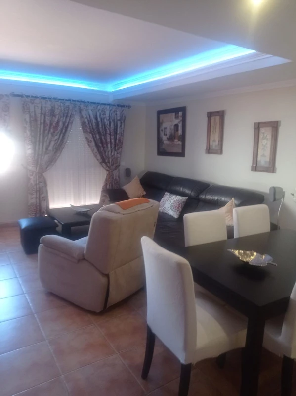 2-5bd7b9d04b45e33852eaf0ec6670150d