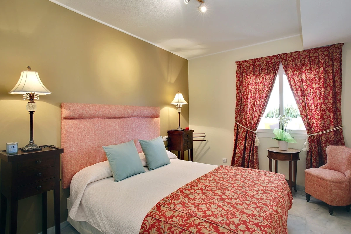 4-c23c0f86247804fa50226aecd8b0b2c8