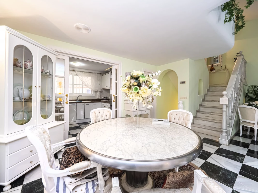 6-241328e1bcc9c0d8ce1222beb6c967a8