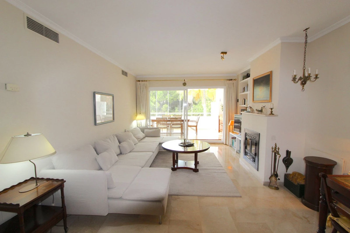 7-aa4cc561180b369757c0bb4af9886cd3