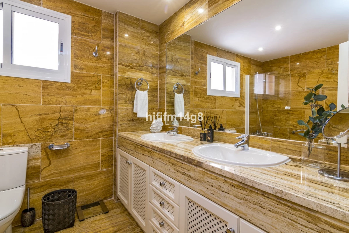 9-467d0cee5b725f3ef65f102a0c2e69c0