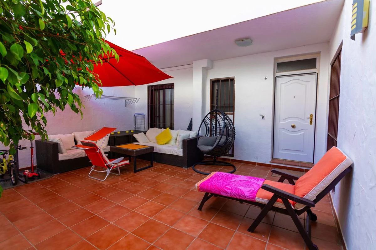 8-e64a9055bba3e77ac8aca3b893cdf826