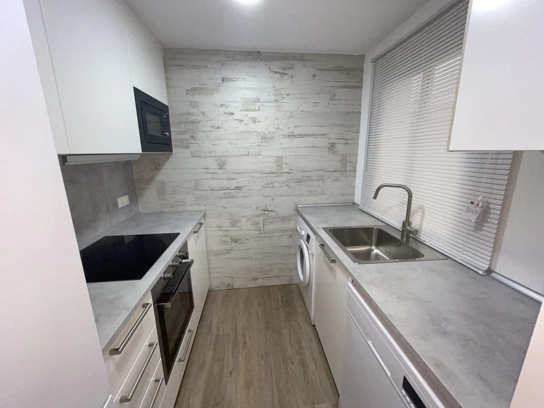 7-aa4cc561180b369757c0bb4af9886cd3