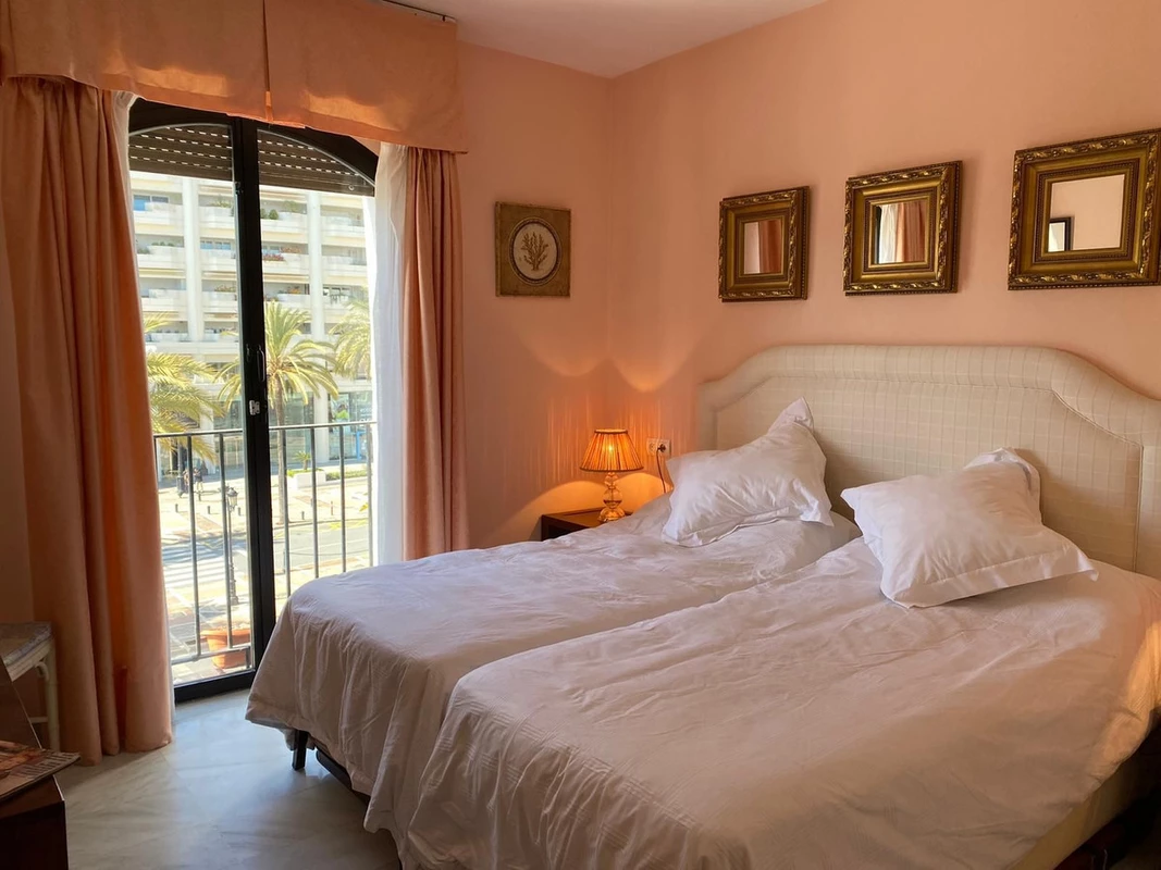 4-c23c0f86247804fa50226aecd8b0b2c8