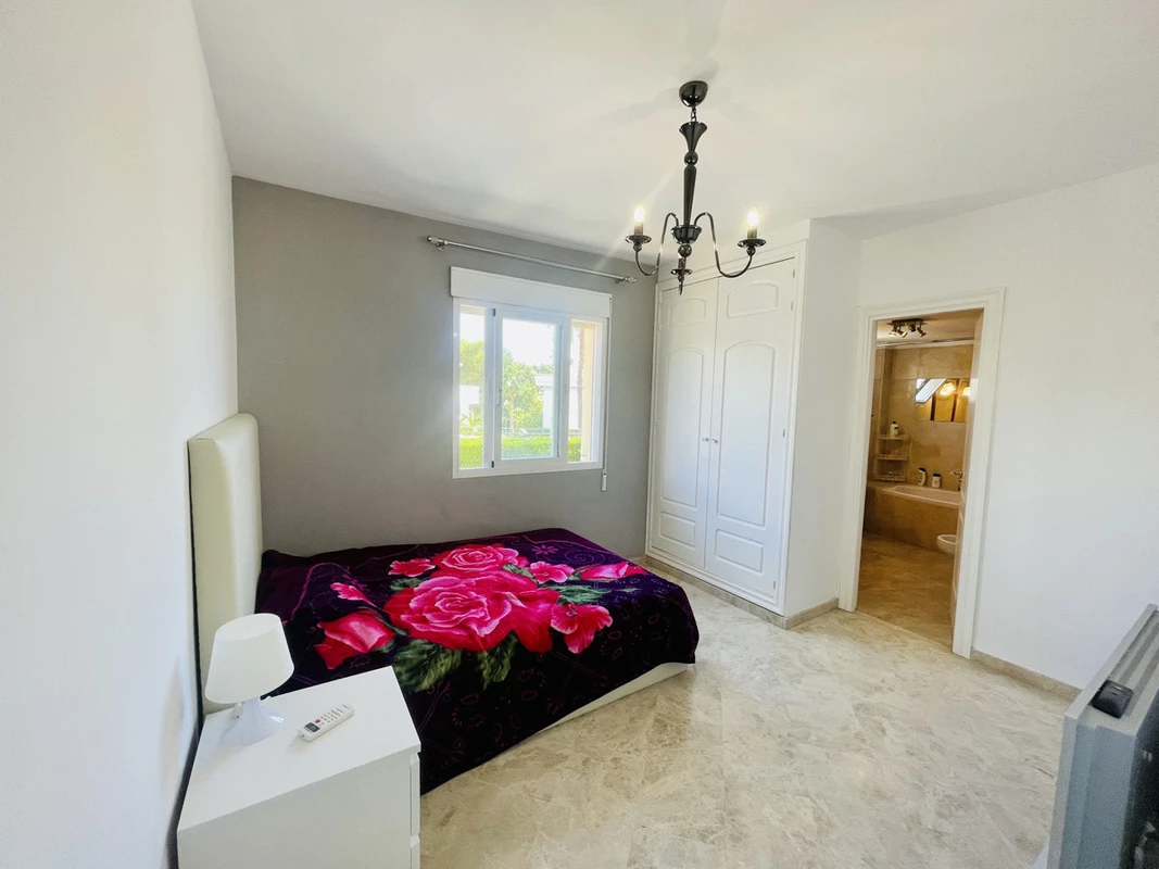 8-e64a9055bba3e77ac8aca3b893cdf826