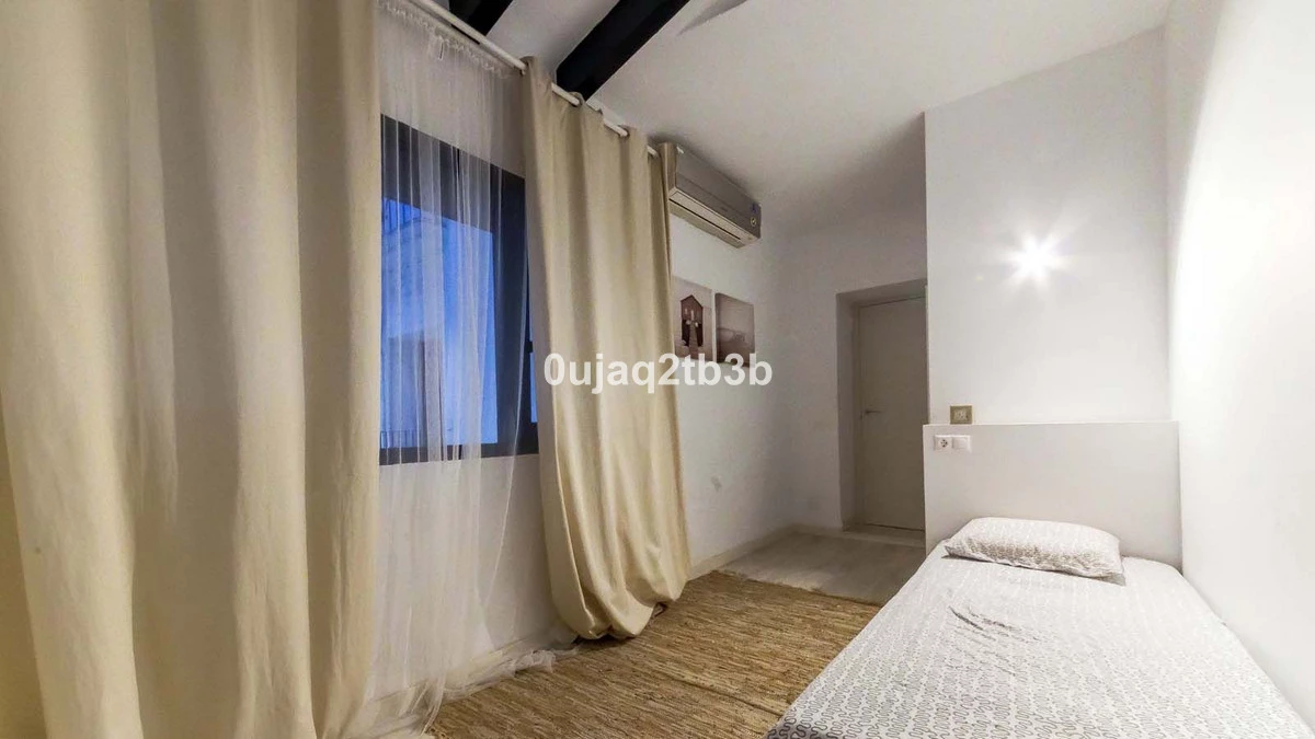 7-aa4cc561180b369757c0bb4af9886cd3