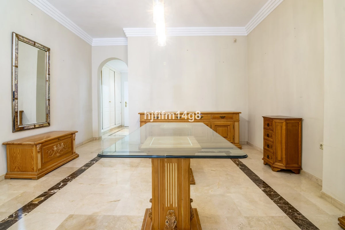 9-467d0cee5b725f3ef65f102a0c2e69c0