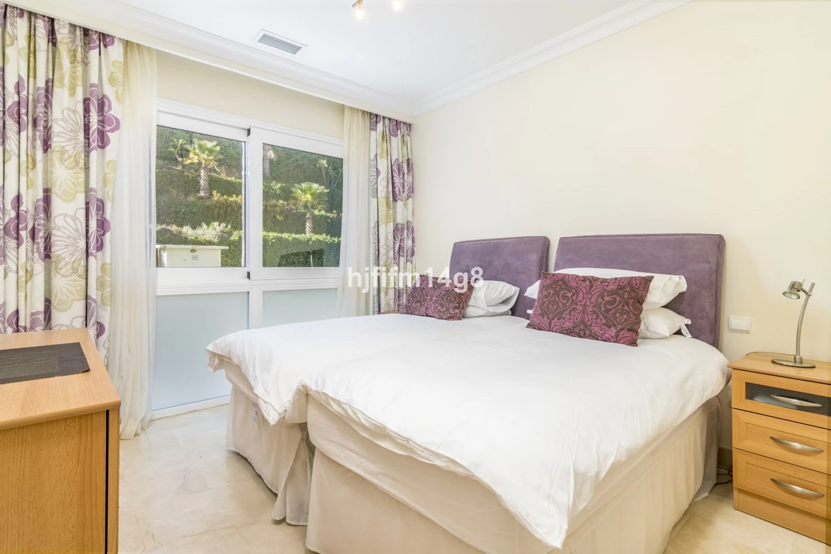 8-e64a9055bba3e77ac8aca3b893cdf826