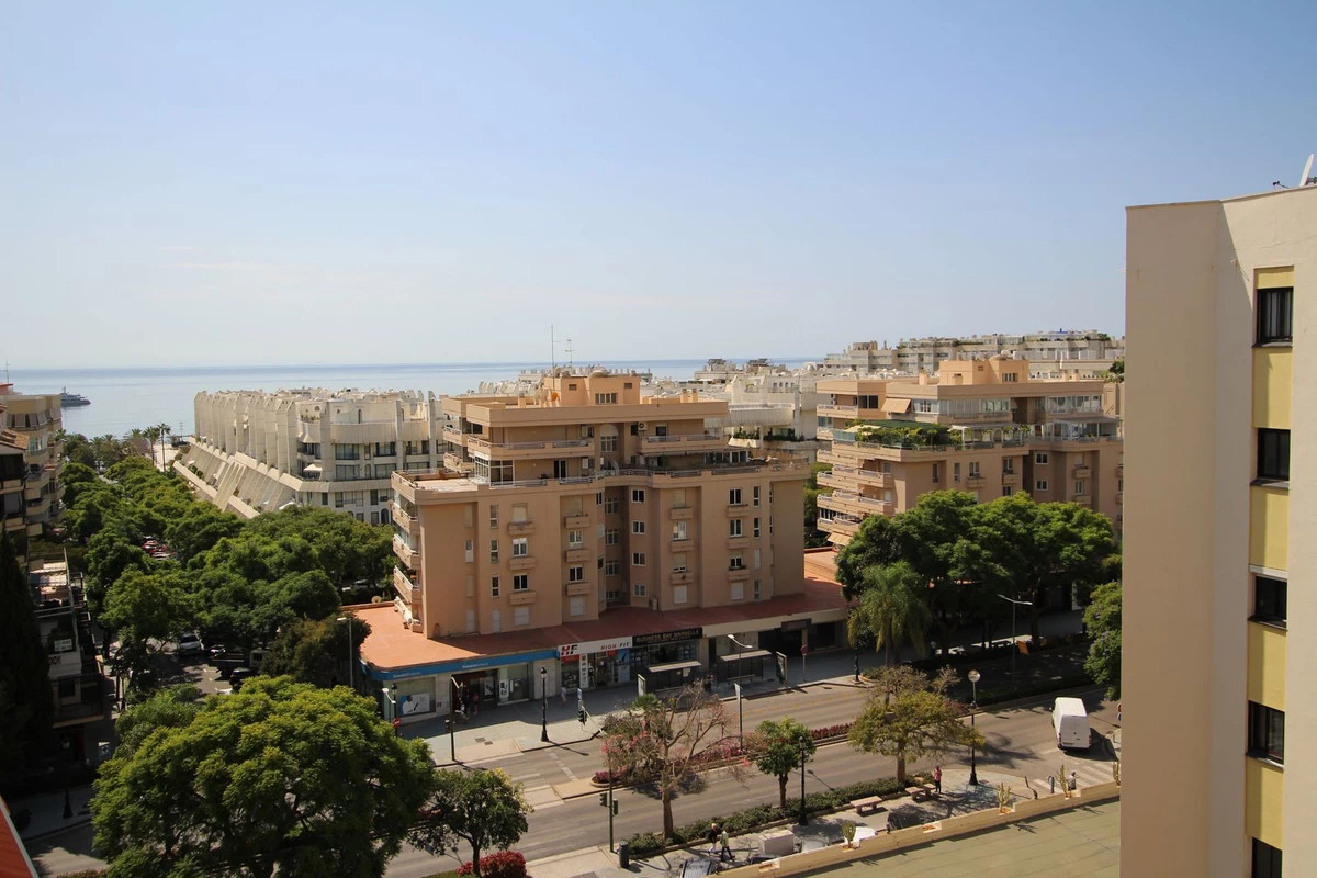 1-7980e48d732b6fc85c14b43b94d2aa54