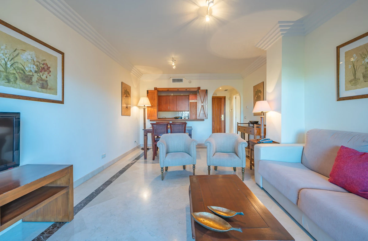 2-5bd7b9d04b45e33852eaf0ec6670150d