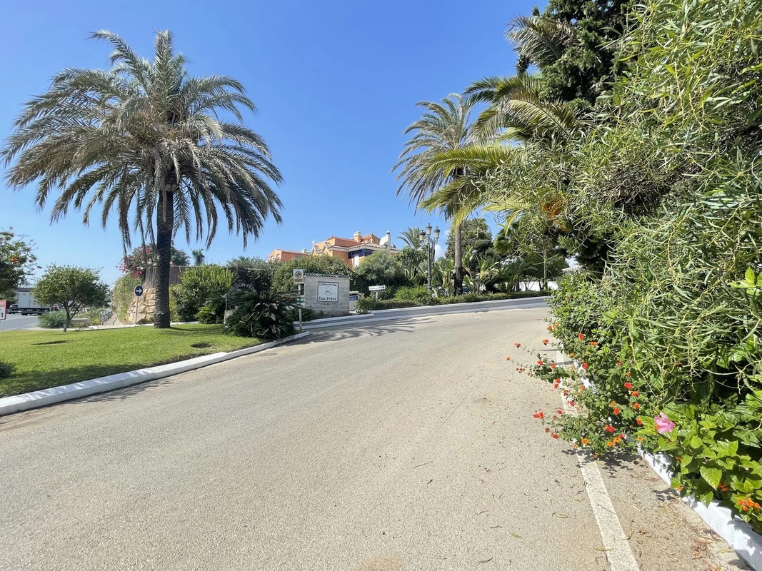 8-e64a9055bba3e77ac8aca3b893cdf826