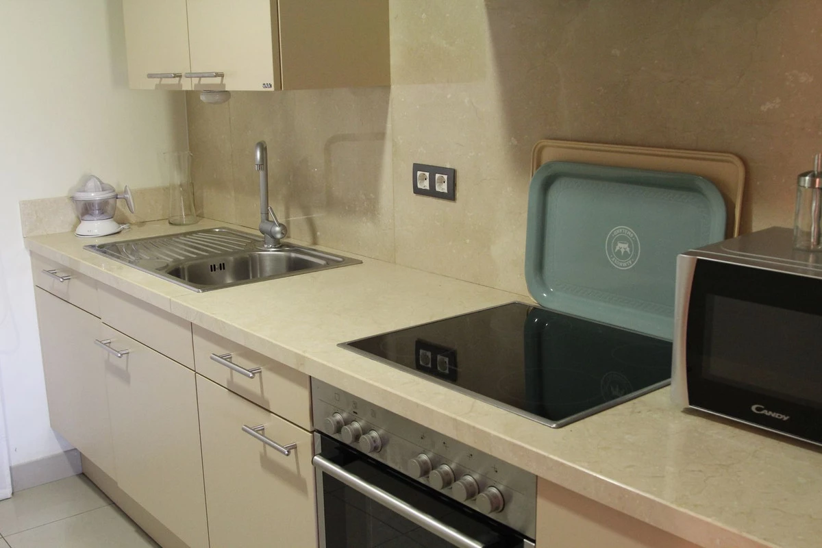 9-467d0cee5b725f3ef65f102a0c2e69c0