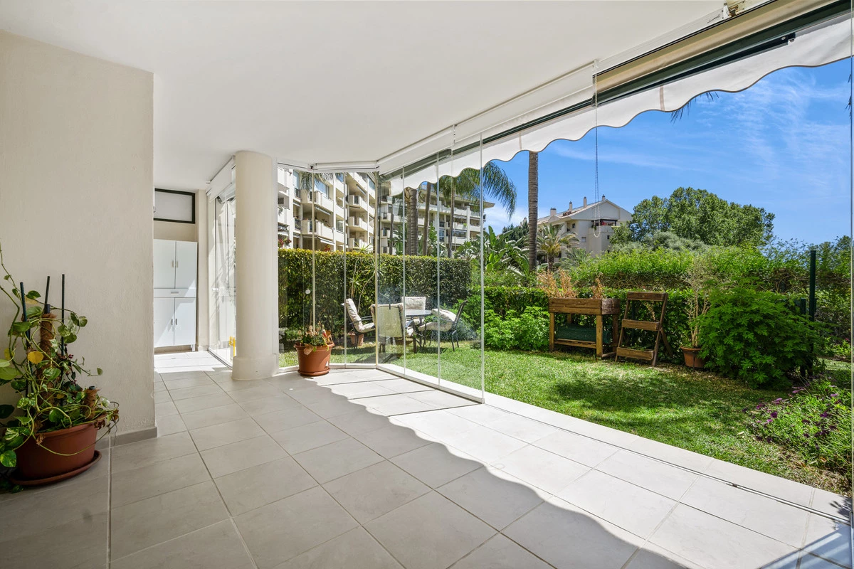 2-5bd7b9d04b45e33852eaf0ec6670150d