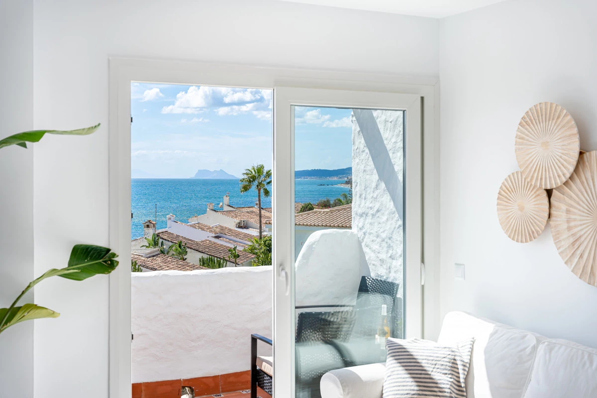 1-7980e48d732b6fc85c14b43b94d2aa54