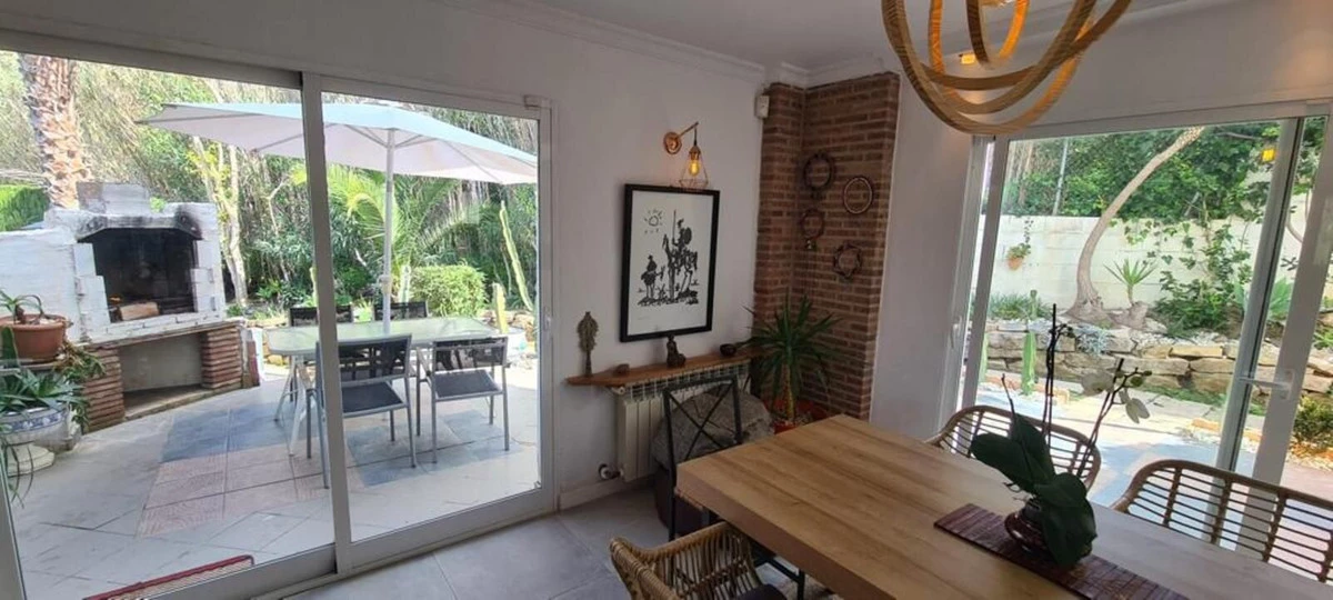 9-467d0cee5b725f3ef65f102a0c2e69c0