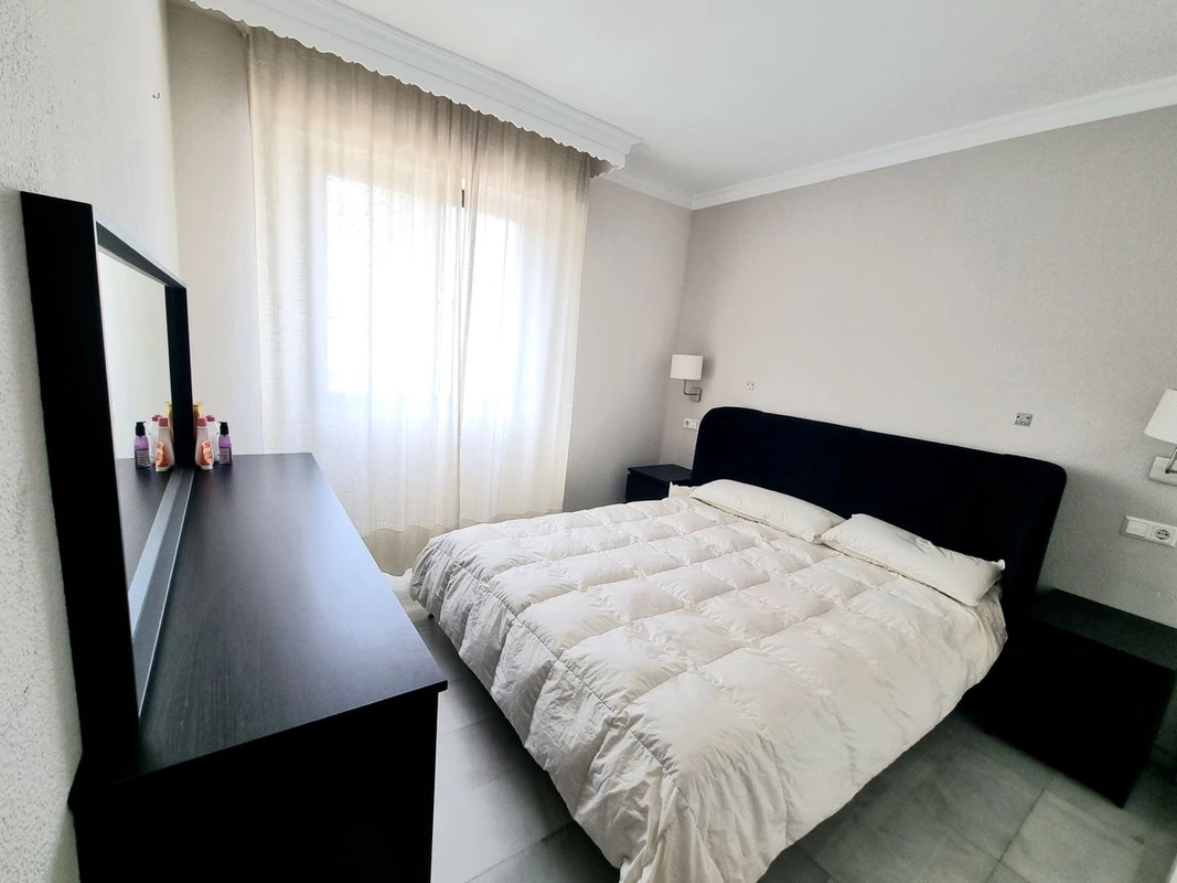 8-e64a9055bba3e77ac8aca3b893cdf826