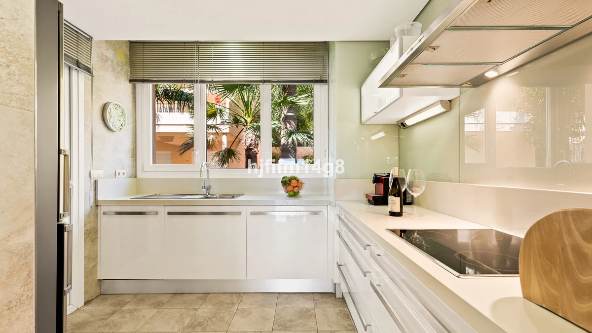 7-aa4cc561180b369757c0bb4af9886cd3