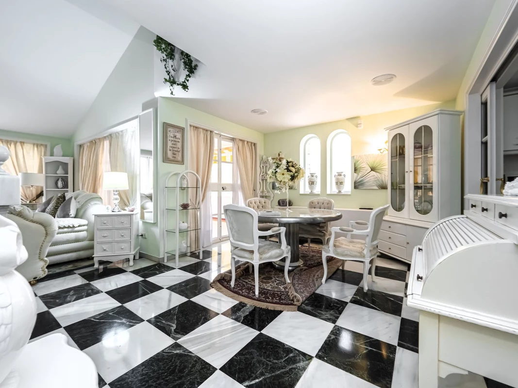 4-c23c0f86247804fa50226aecd8b0b2c8