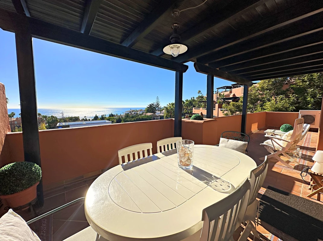 2-5bd7b9d04b45e33852eaf0ec6670150d