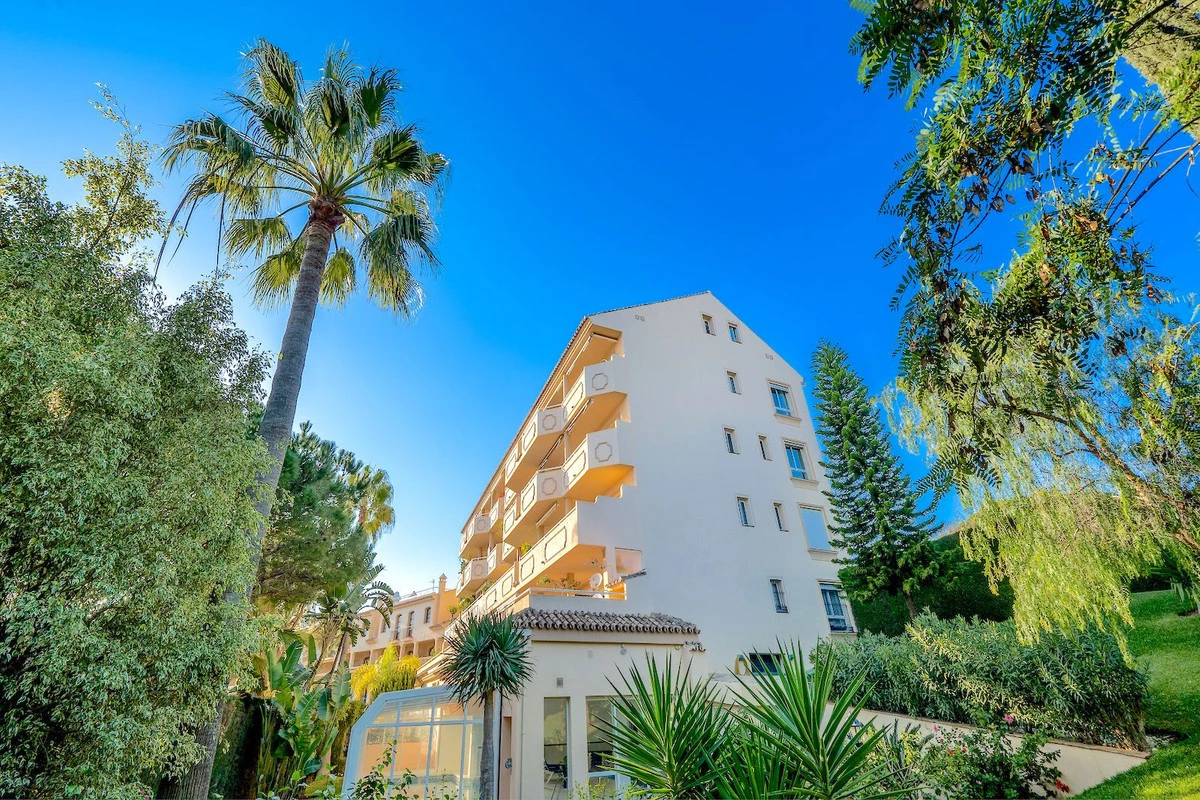 2-5bd7b9d04b45e33852eaf0ec6670150d