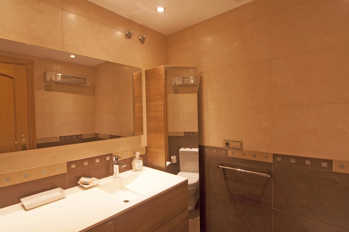 9-467d0cee5b725f3ef65f102a0c2e69c0