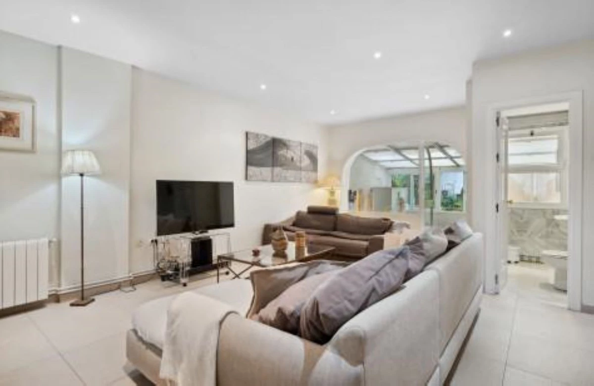 6-241328e1bcc9c0d8ce1222beb6c967a8