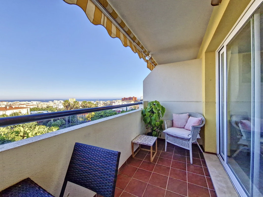 1-7980e48d732b6fc85c14b43b94d2aa54