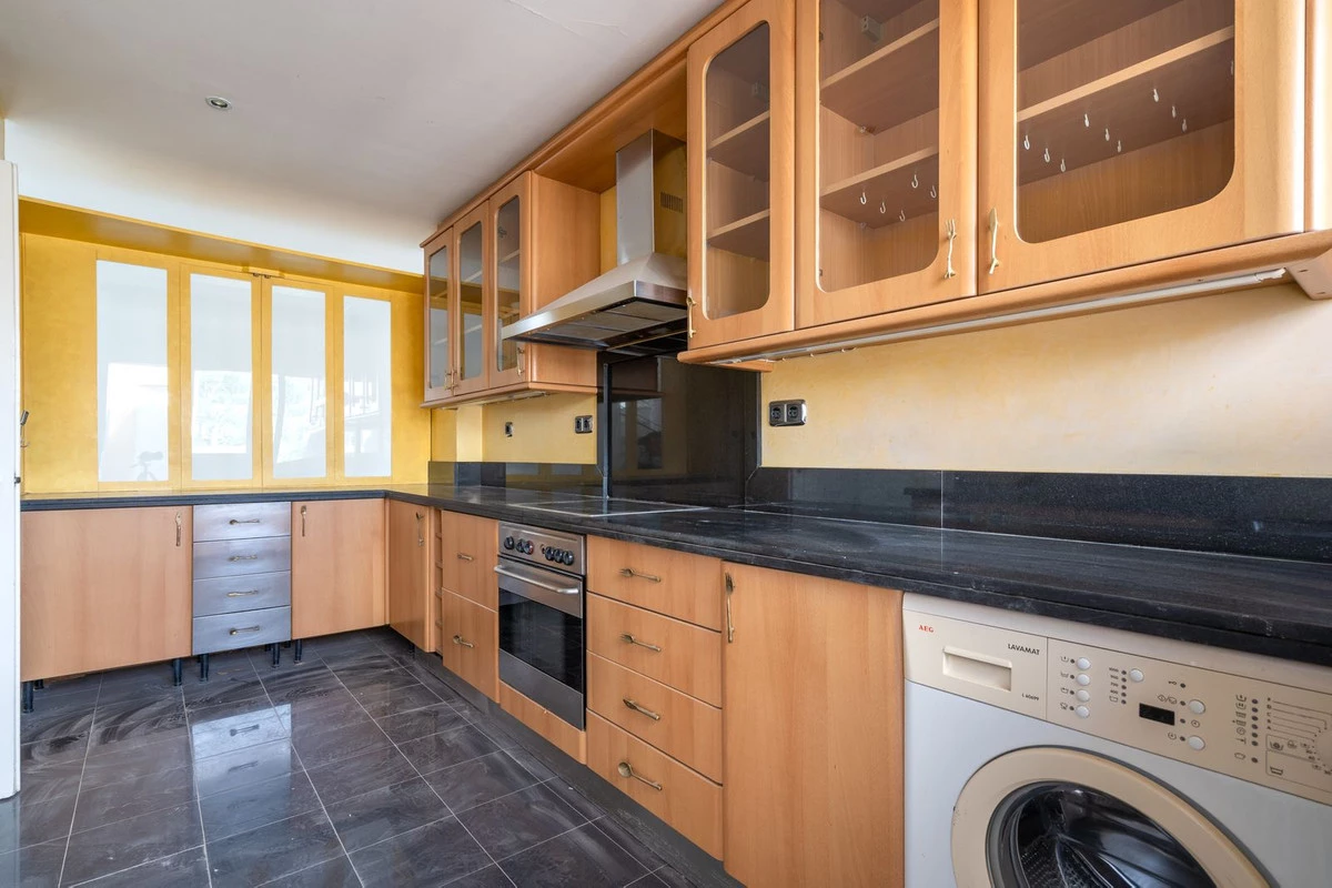 9-467d0cee5b725f3ef65f102a0c2e69c0