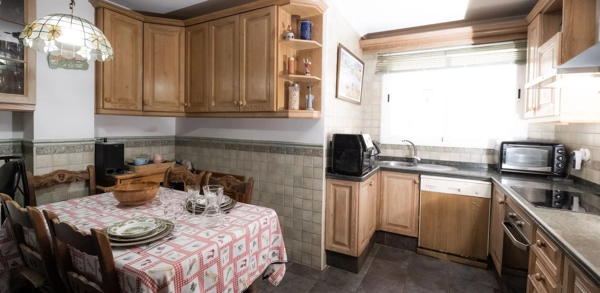 7-aa4cc561180b369757c0bb4af9886cd3