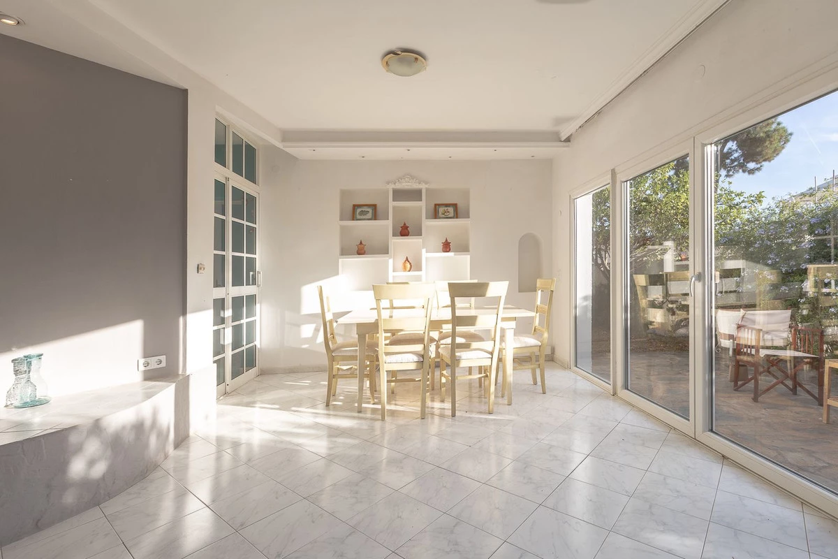 2-5bd7b9d04b45e33852eaf0ec6670150d