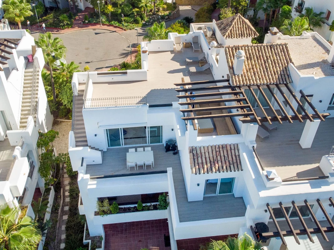 1-7980e48d732b6fc85c14b43b94d2aa54