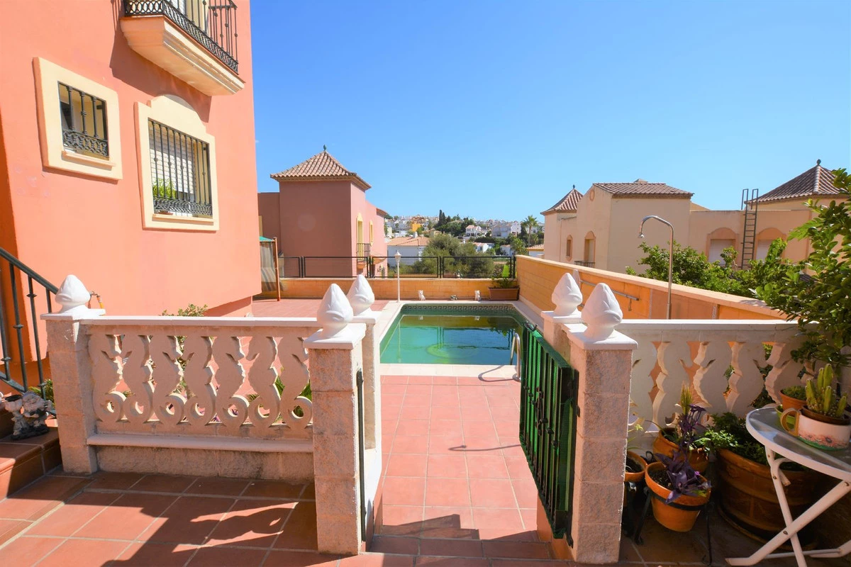 3-e898b2bb2a2fdfd06d2c39894dce8316