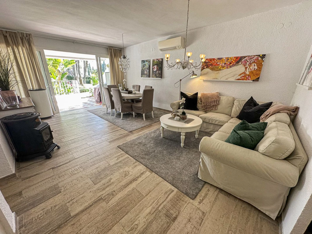 9-467d0cee5b725f3ef65f102a0c2e69c0