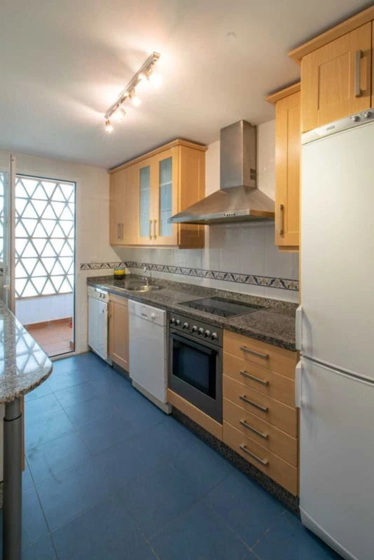 7-aa4cc561180b369757c0bb4af9886cd3