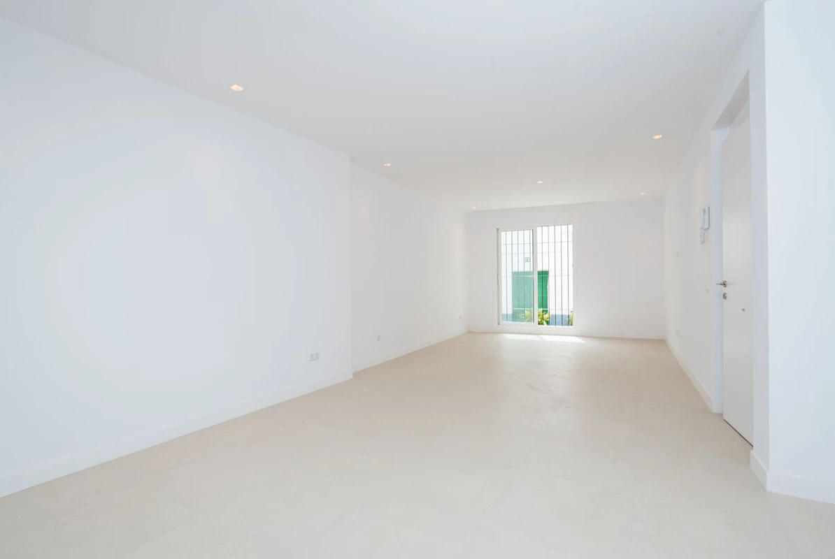 2-5bd7b9d04b45e33852eaf0ec6670150d